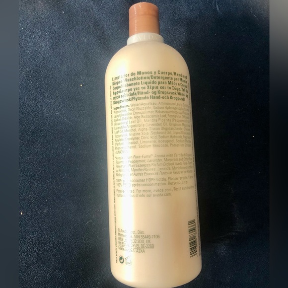 Aveda Rosemary Mint hand and body wash liter - Picture 2 of 2
